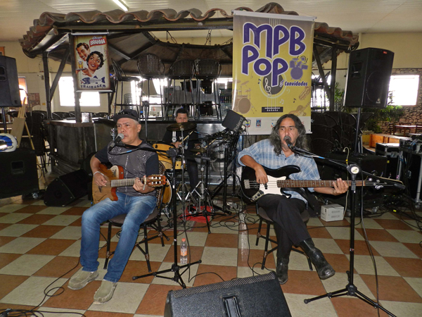MPB Pop e Convidados no Mercado Municipal