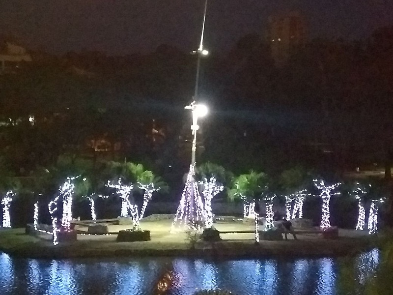 luzes no lago3
