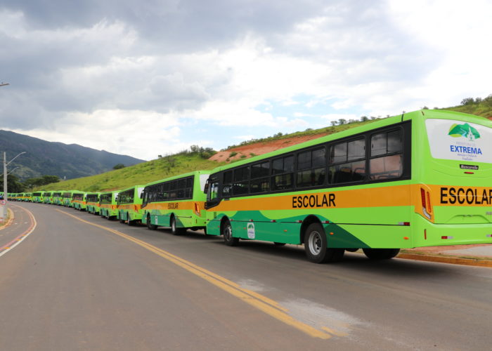 novos-ônibus-2-1-700x500