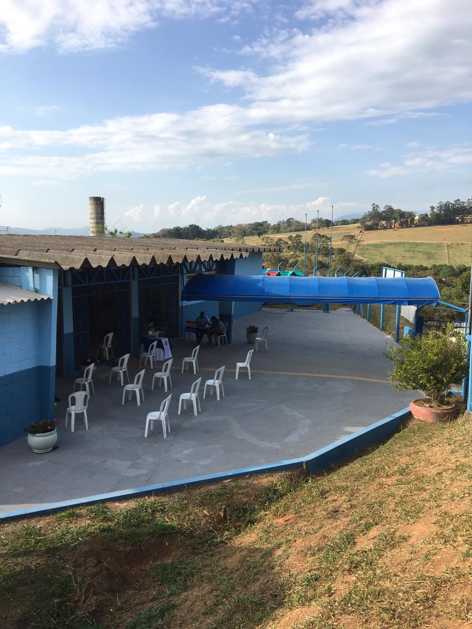 Escola Municipal Rural Bairro da Água Comprida (1)