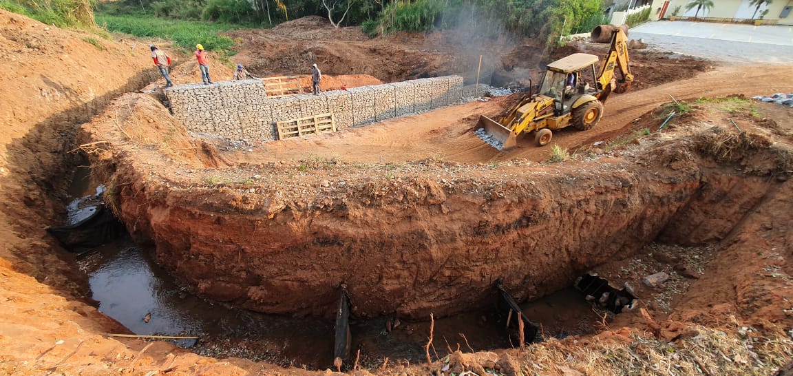 Iniciada construção da 2ª caixa de retenção de sedimentos no Lago do Taboão