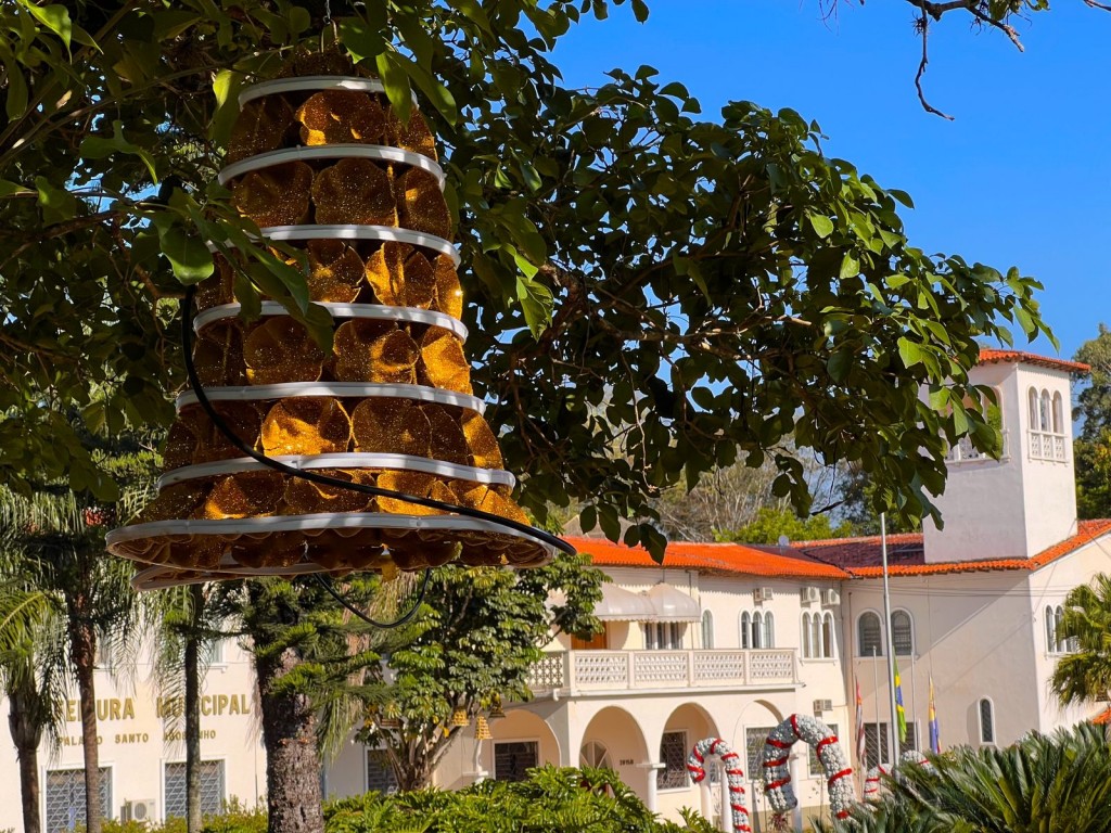 23.10.2023 Natal Iluminado Clima natalino começa a se instalar em Bragança Paulista (1)