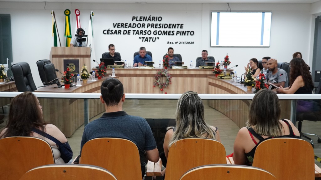 07.12.2023 - NOVA REUNIÃO ENTRE PROFESSORES E VEREADORES DEBATE PROJETO PARA MAGISTÉRIO