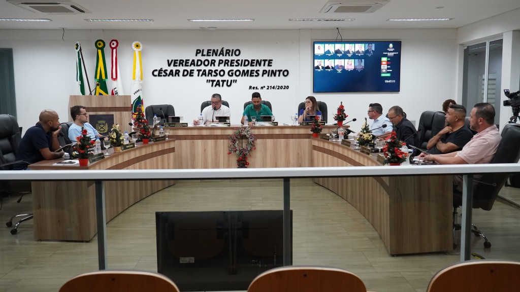 12.12.2023 - CÂMARA AUTORIZA MAIS R$ 3 MILHÕES EM VERBAS ADICIONAIS À PREFEITURA