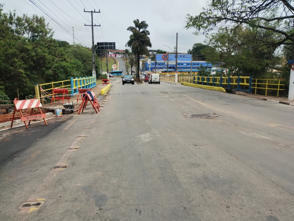 Prefeitura de Bragança Paulista realiza obras viárias para melhorar acesso à Avenida do