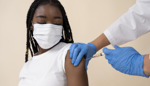 woman-getting-vaccine